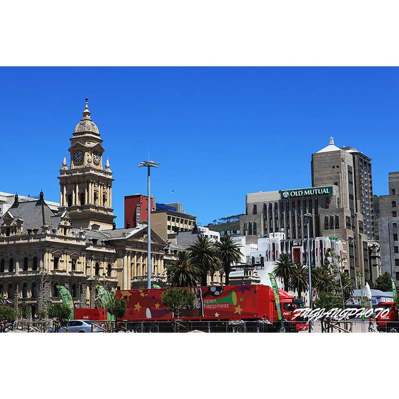 အဘယ်ကြောင့်ပင်လယ်ကုန်တင်သည်ကမ္ဘာချီရေကြောင်းအတွက်ယုံကြည်စိတ်ချရဆုံးနှင့်ကုန်ကျစရိတ်သက်သာသည့်ဖြေရှင်းနည်းမှာအဘယ်ကြောင့်ဖြစ်သနည်း။