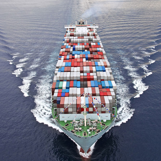 လူဆာကာ၊ ဇမ်ဘီယာသို့ ပင်လယ်ရေကြောင်း ကုန်စည်ပို့ဆောင်ခြင်း။